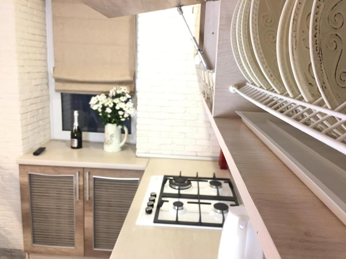 Studio Luxe On Victory Street In The City Center วินนิตซา ภายนอก รูปภาพ